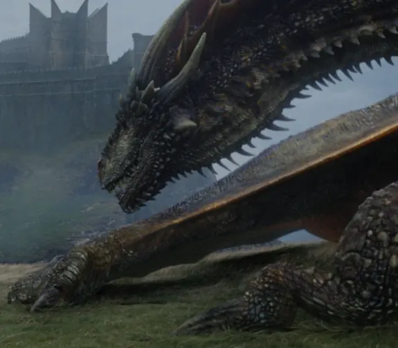 Viserion en un fotograma de la serie
